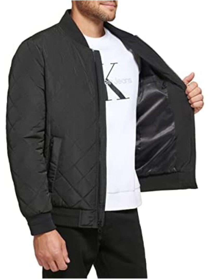 CHAQUETA LEVIS ACOLCHADA NEGRA